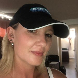 Meet your Posher, Carrie